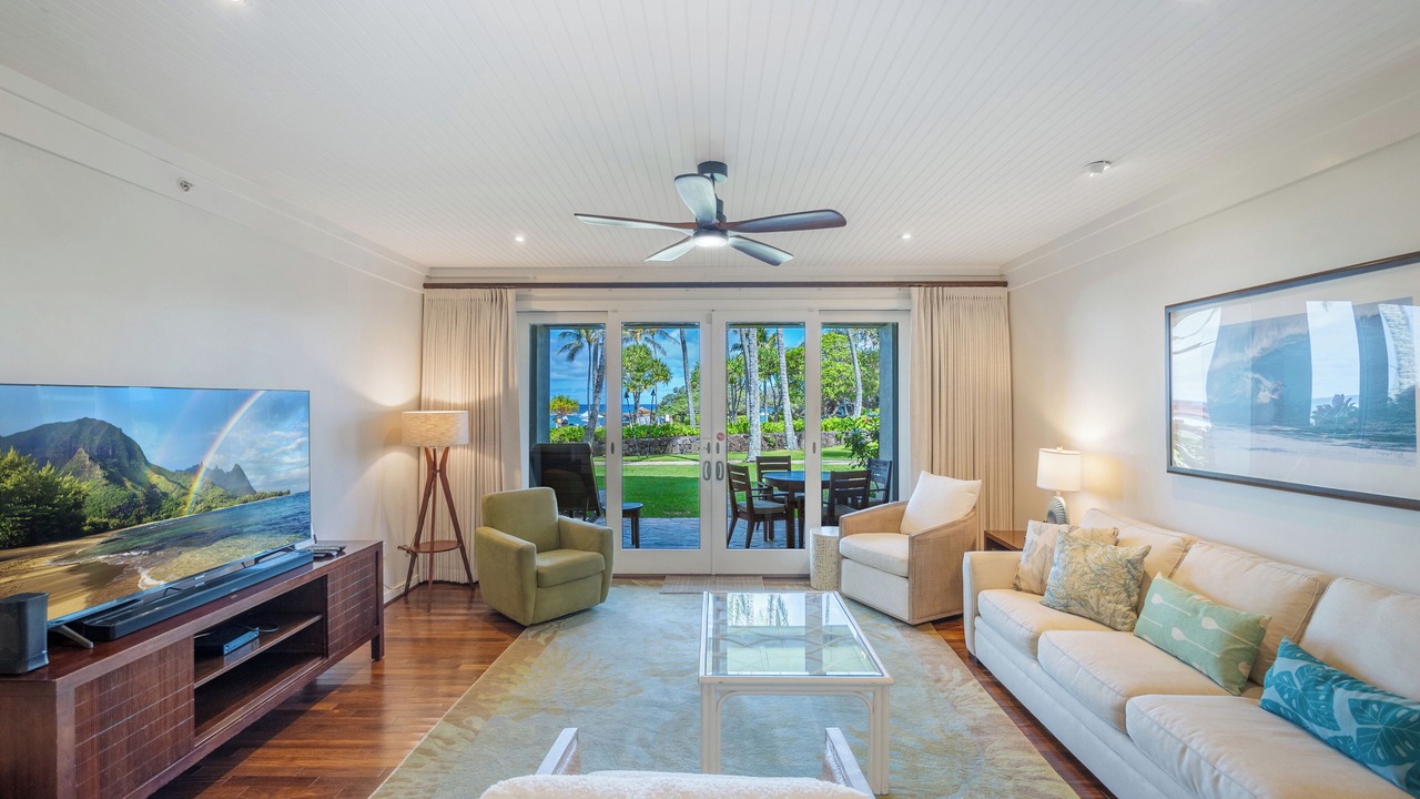 Photo of Livingroom in Kahuku