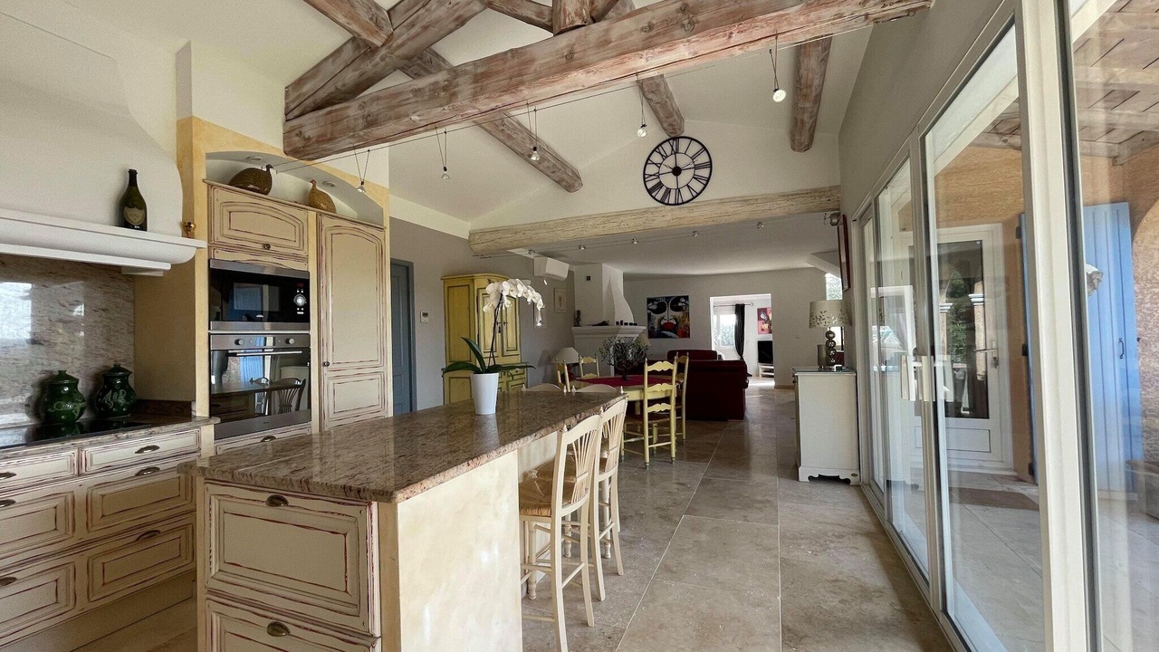 Photo of Others in Roquemaure