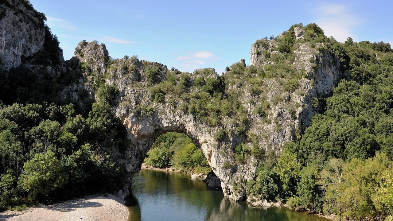 Photo of Others in Roquemaure