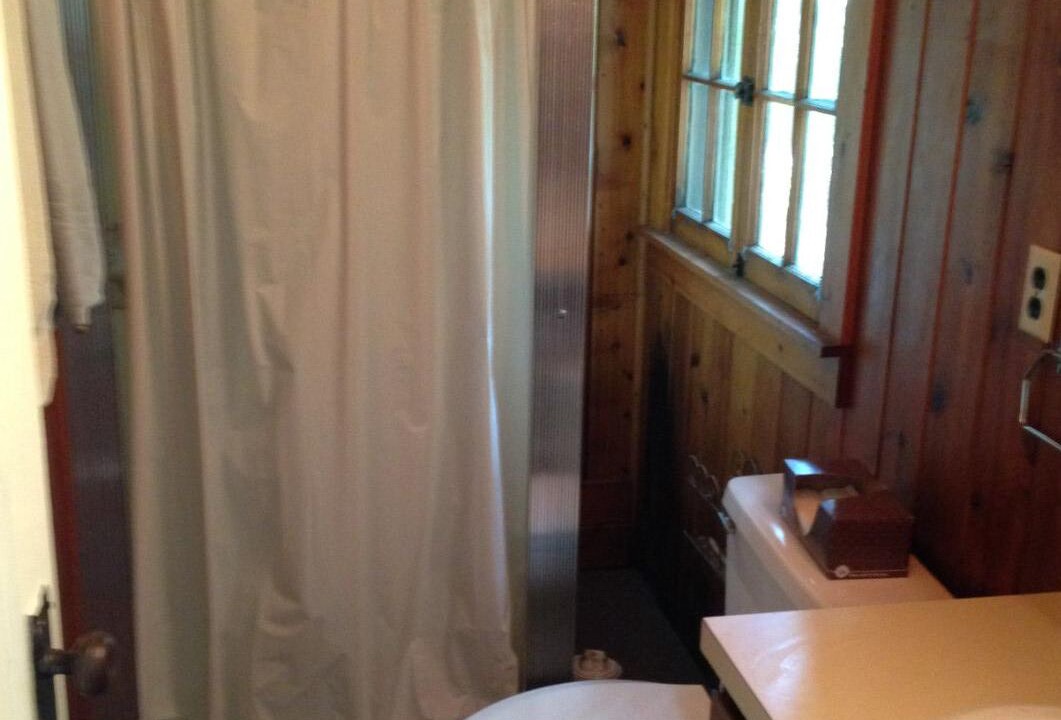 Photo of Bathroom in Wellston