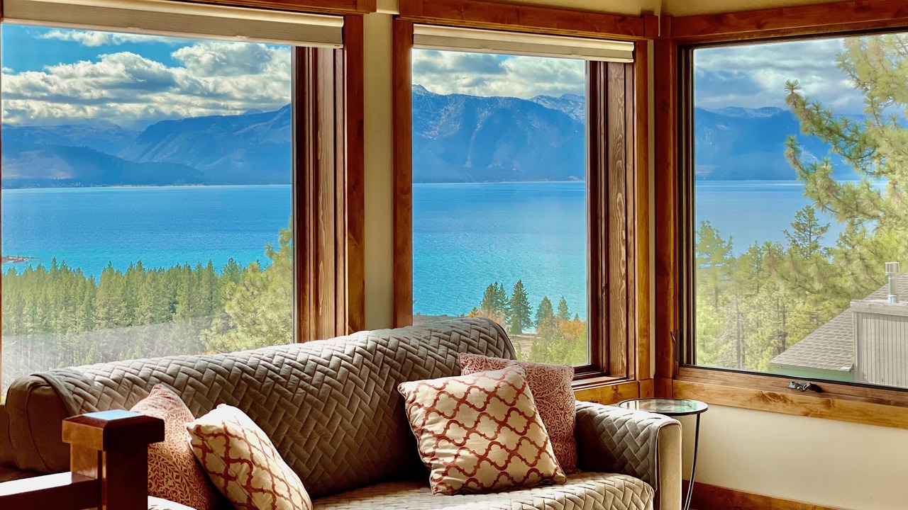 Photo of Livingroom in Zephyr Cove