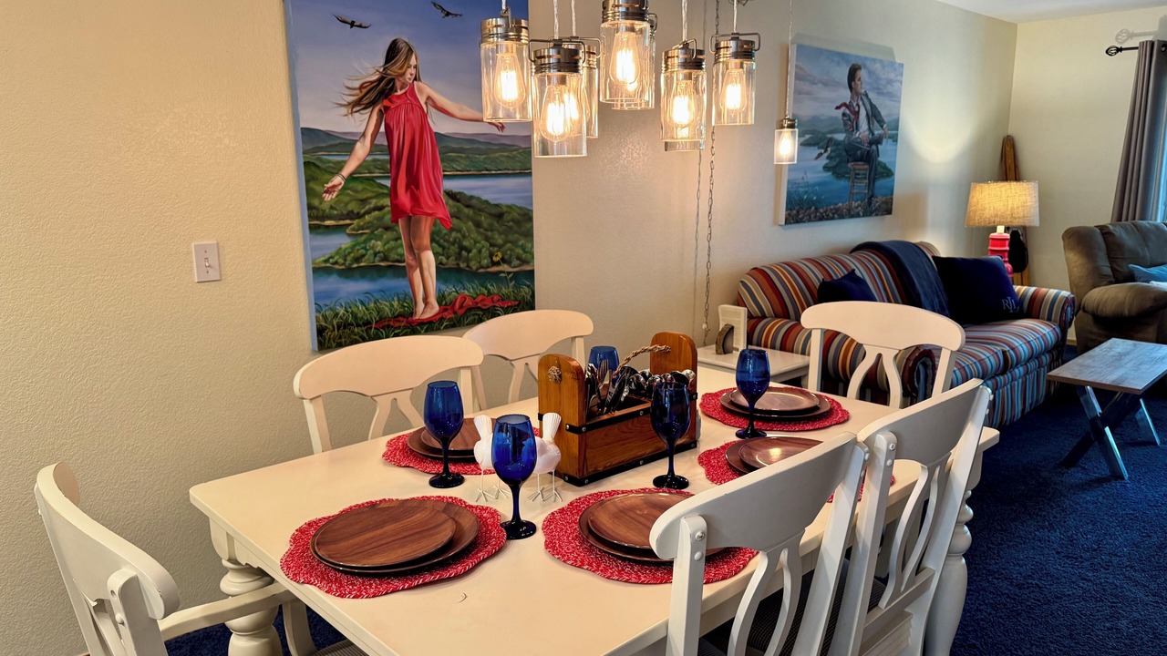 Photo of Others in Hollister