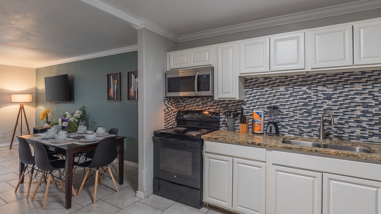 Photo of Kitchen in Mahncke Park