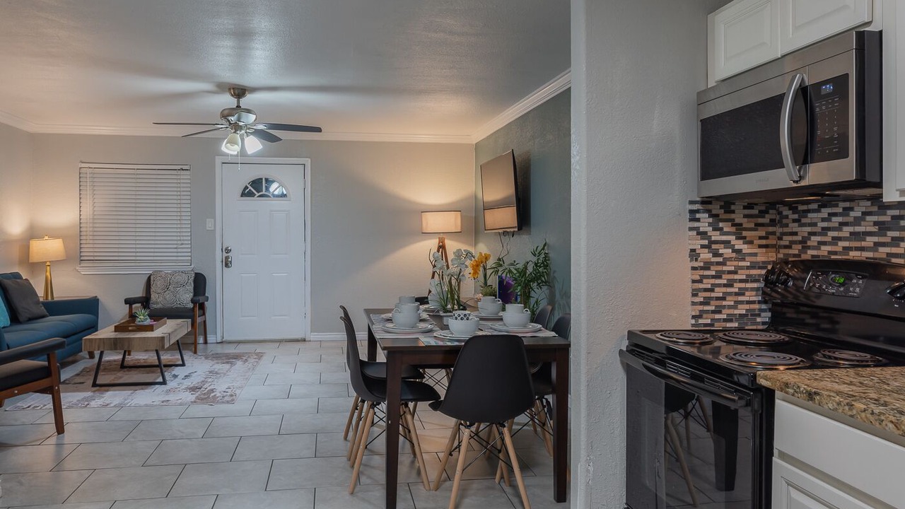 Photo of Kitchen in Mahncke Park