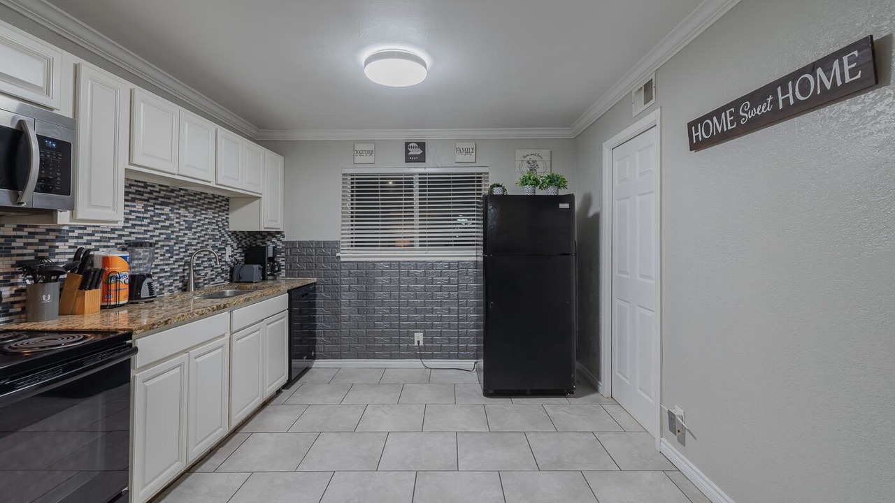 Photo of Kitchen in Mahncke Park
