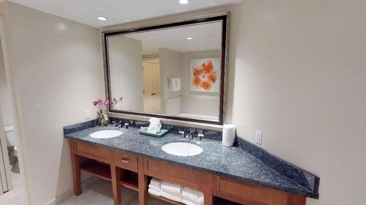 Photo of Bathroom in Honokowai