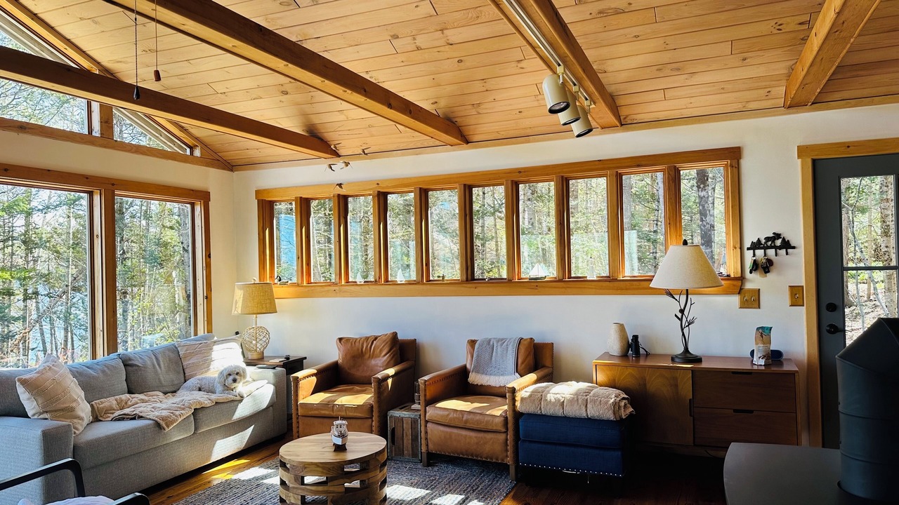 Photo of Livingroom in Hancock