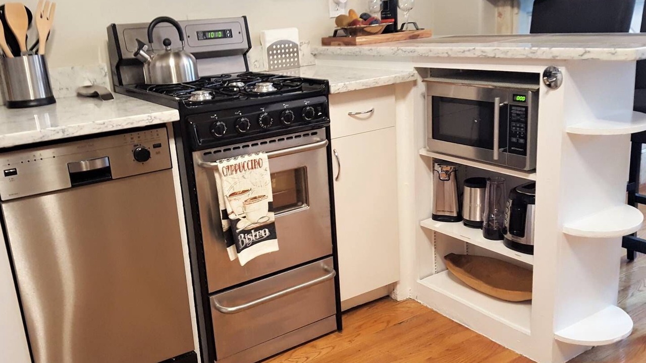 Photo of Kitchen in Shawmut