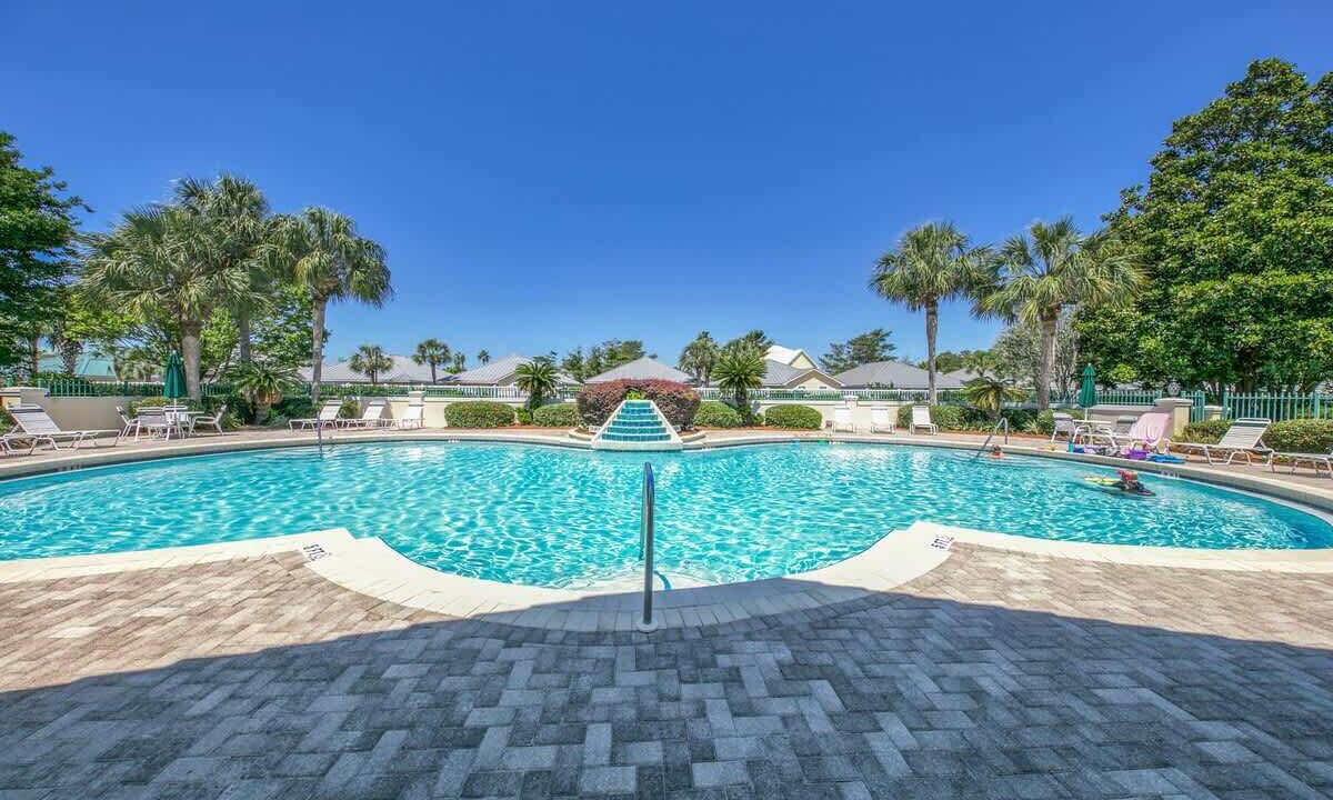 Photo of Outdoor in Avalon Beach Estates