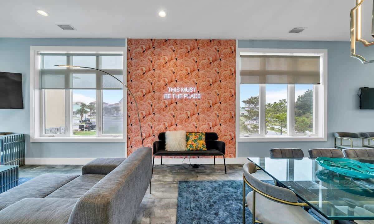 Photo of Livingroom in Avalon Beach Estates