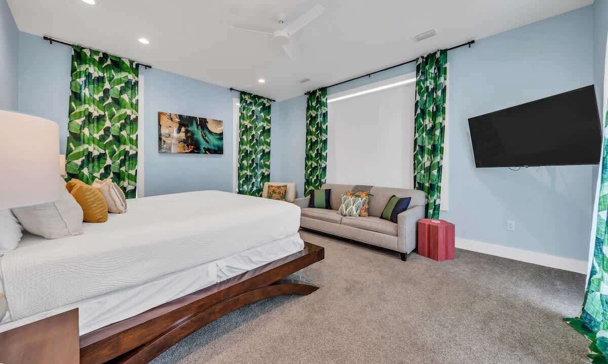 Photo of Bedroom in Avalon Beach Estates
