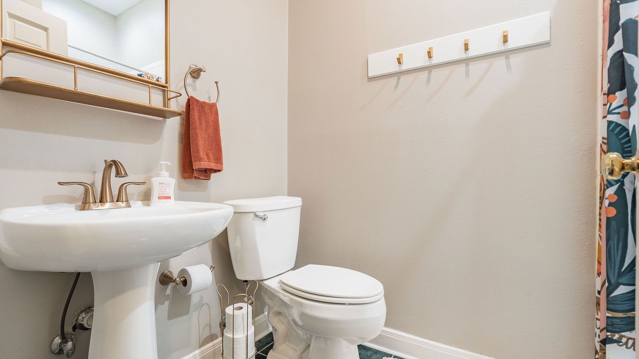 Photo of Bathroom in Lockhart