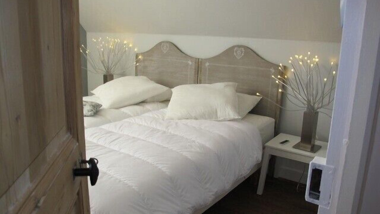 Photo of Bedroom in Coucy-le-Chateau-Auffrique