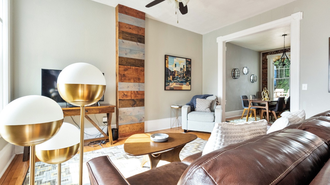 Photo of Livingroom in Dubuque