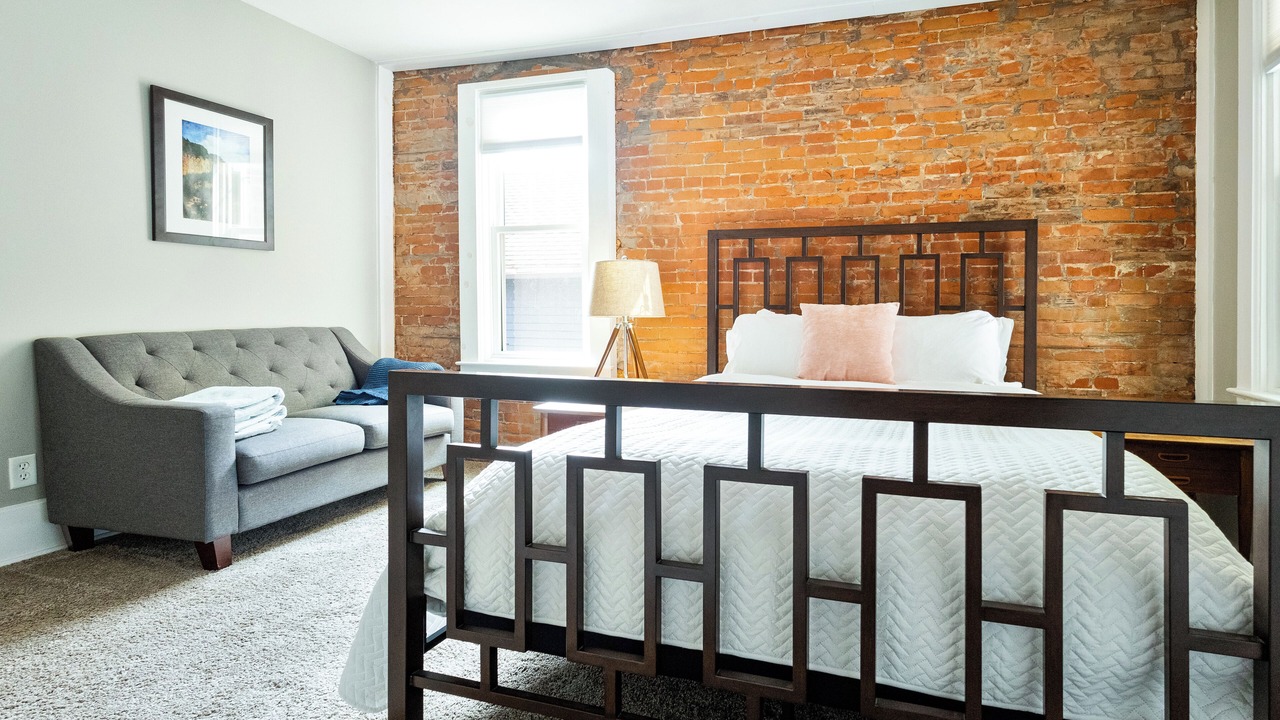Photo of Bedroom in Dubuque