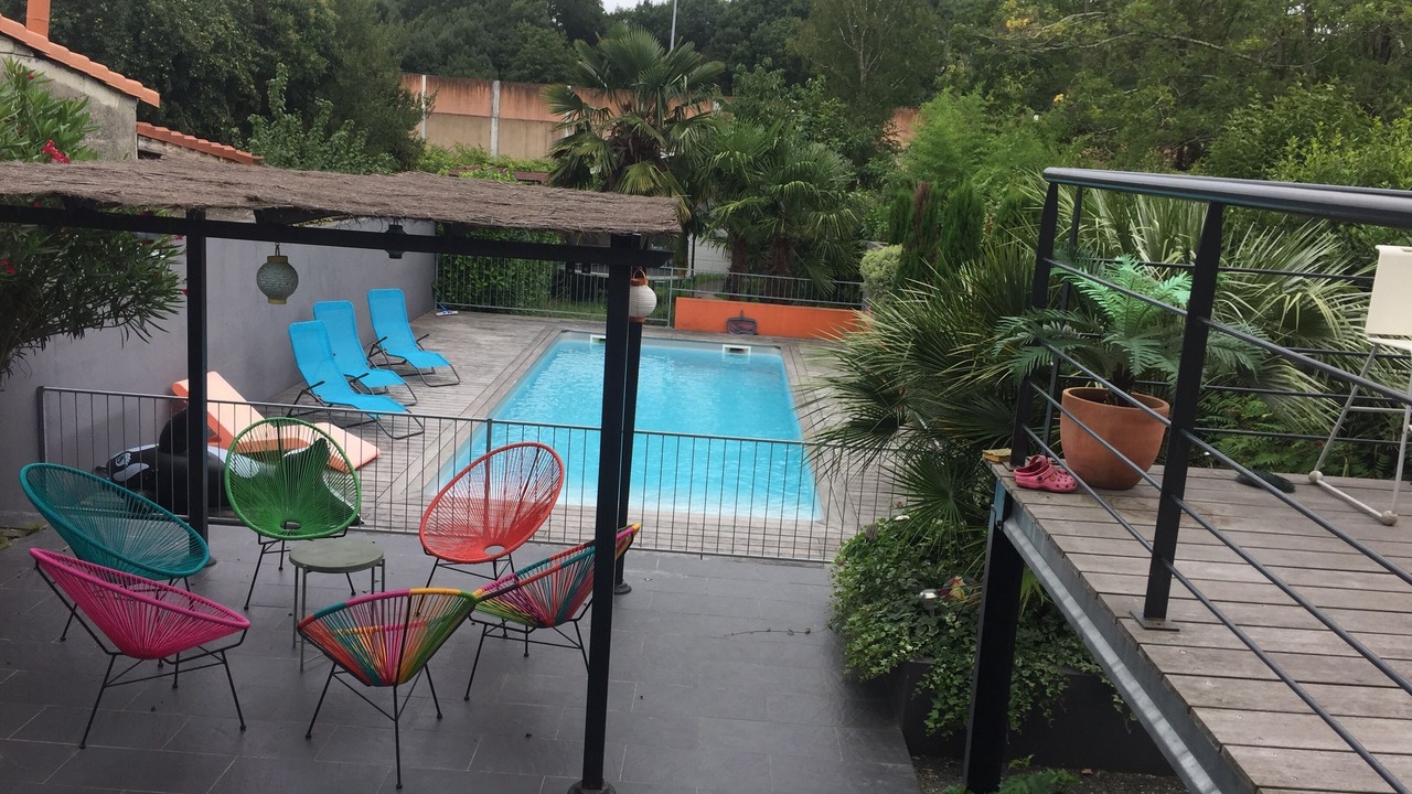 Photo of Outdoor in Carbon-Blanc