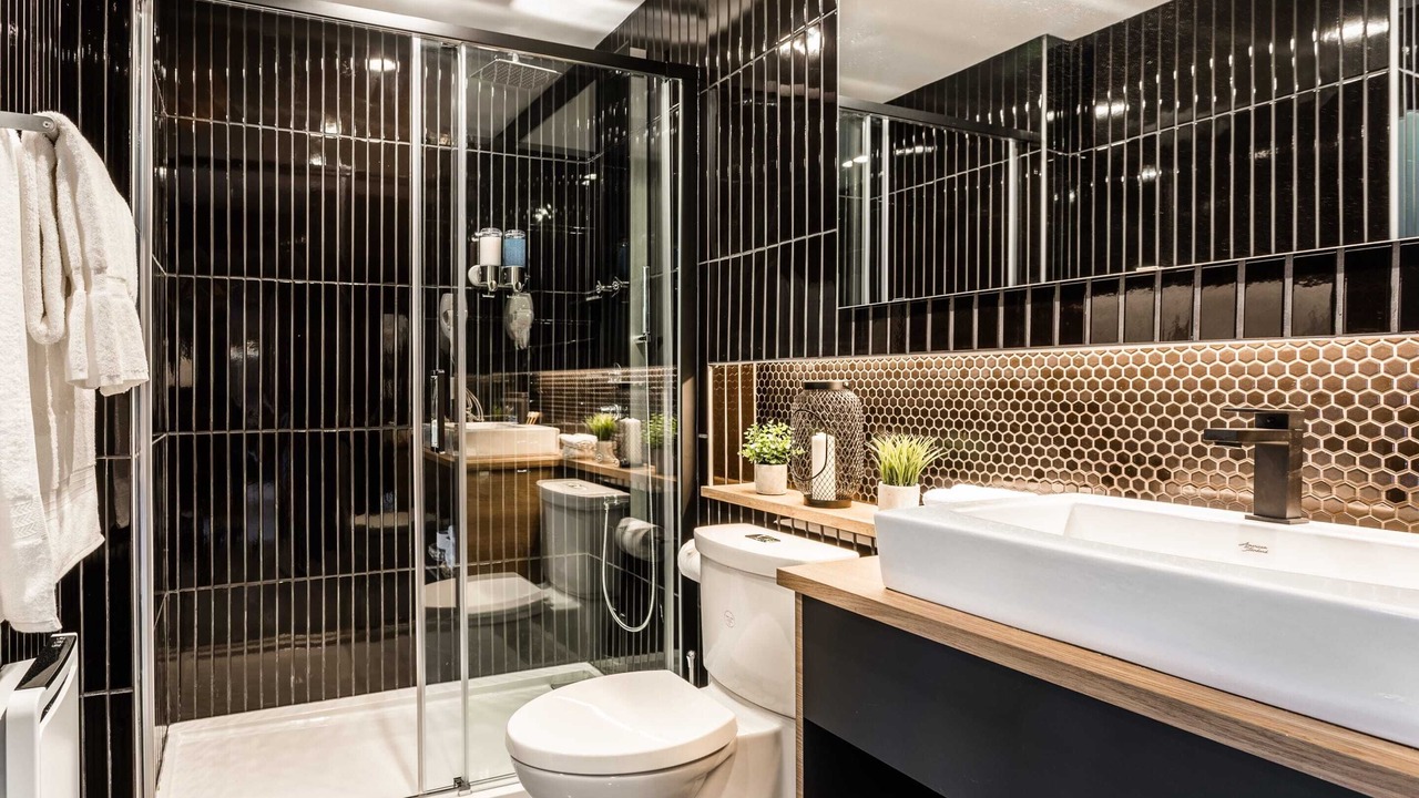 Photo of Bathroom in Shaughnessy Village