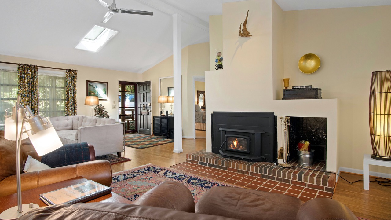 Photo of Livingroom in Scottsboro
