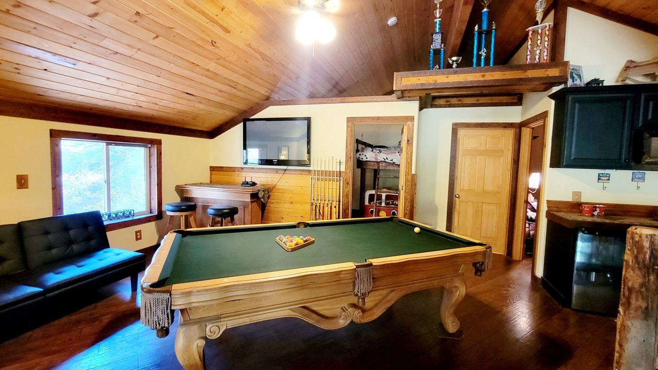 Photo of Bedroom in Garden Valley