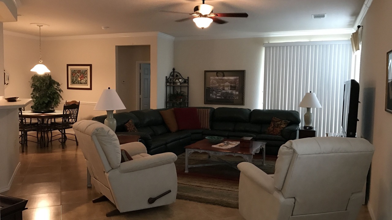Photo of Livingroom in Sun City