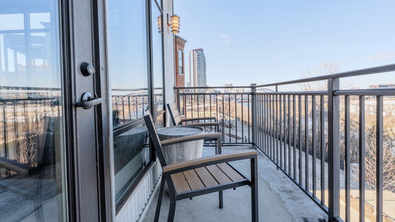 Photo of Outdoor in Rolling Mill Hill