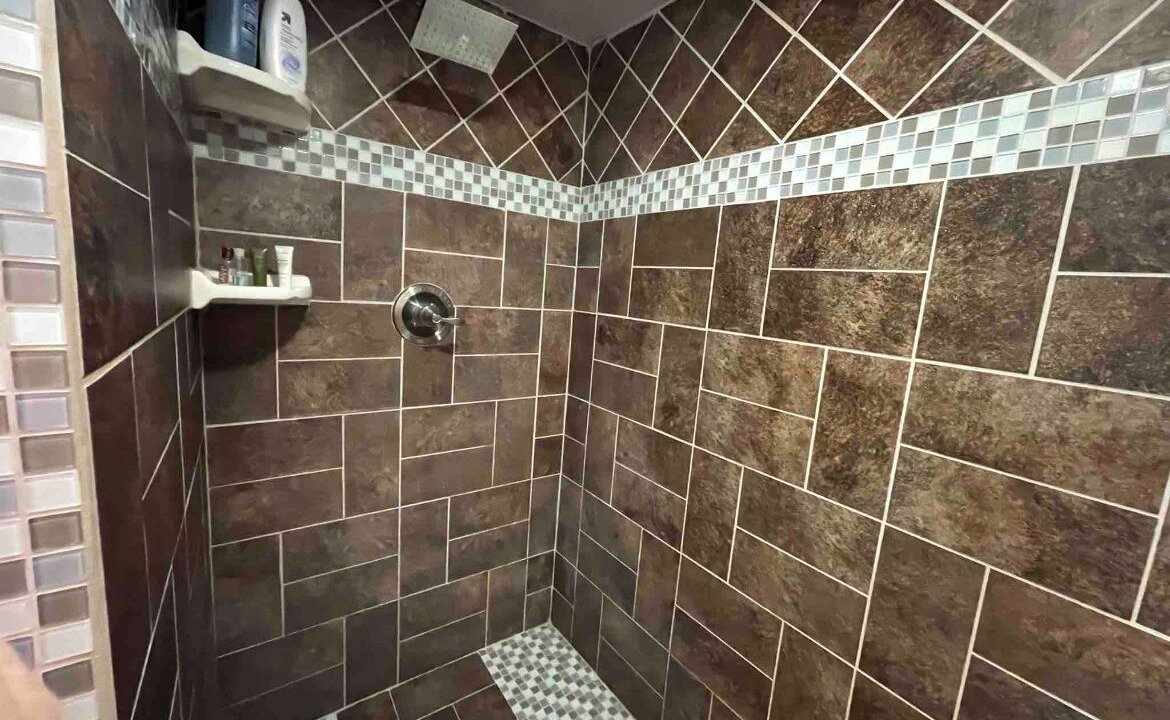Photo of Bathroom in Vance Jackson