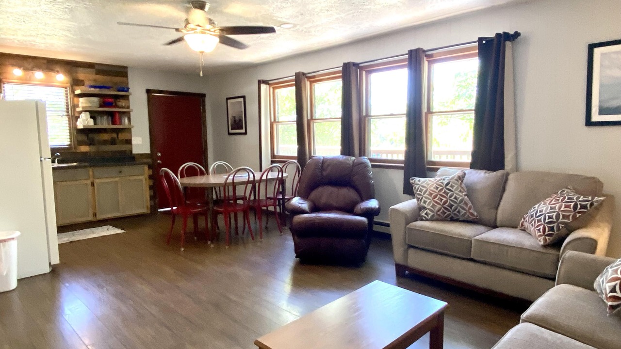 Photo of Livingroom in Indian Point