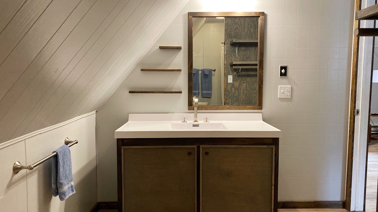 Photo of Bathroom in Indian Point