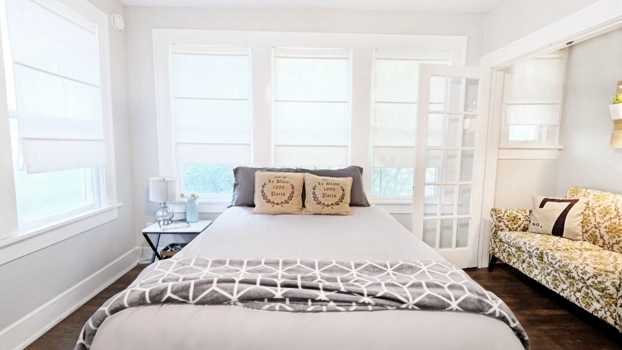 Photo of Bedroom in Lower Greenville