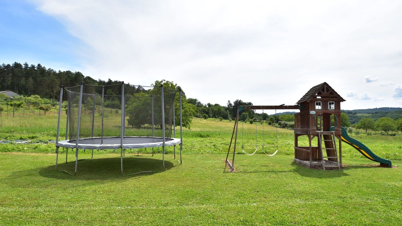 Photo of Others in Saint-Leon-sur-Vezere