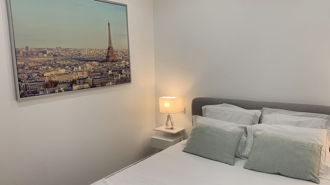 Photo of Bedroom in 15th Arrondissement