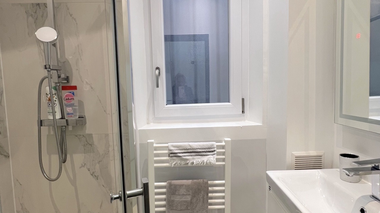 Photo of Bathroom in 15th Arrondissement