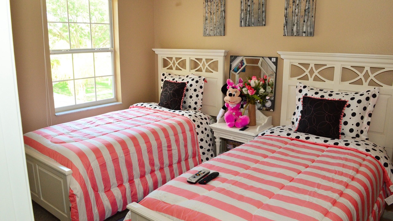 Photo of Bedroom in Creekside