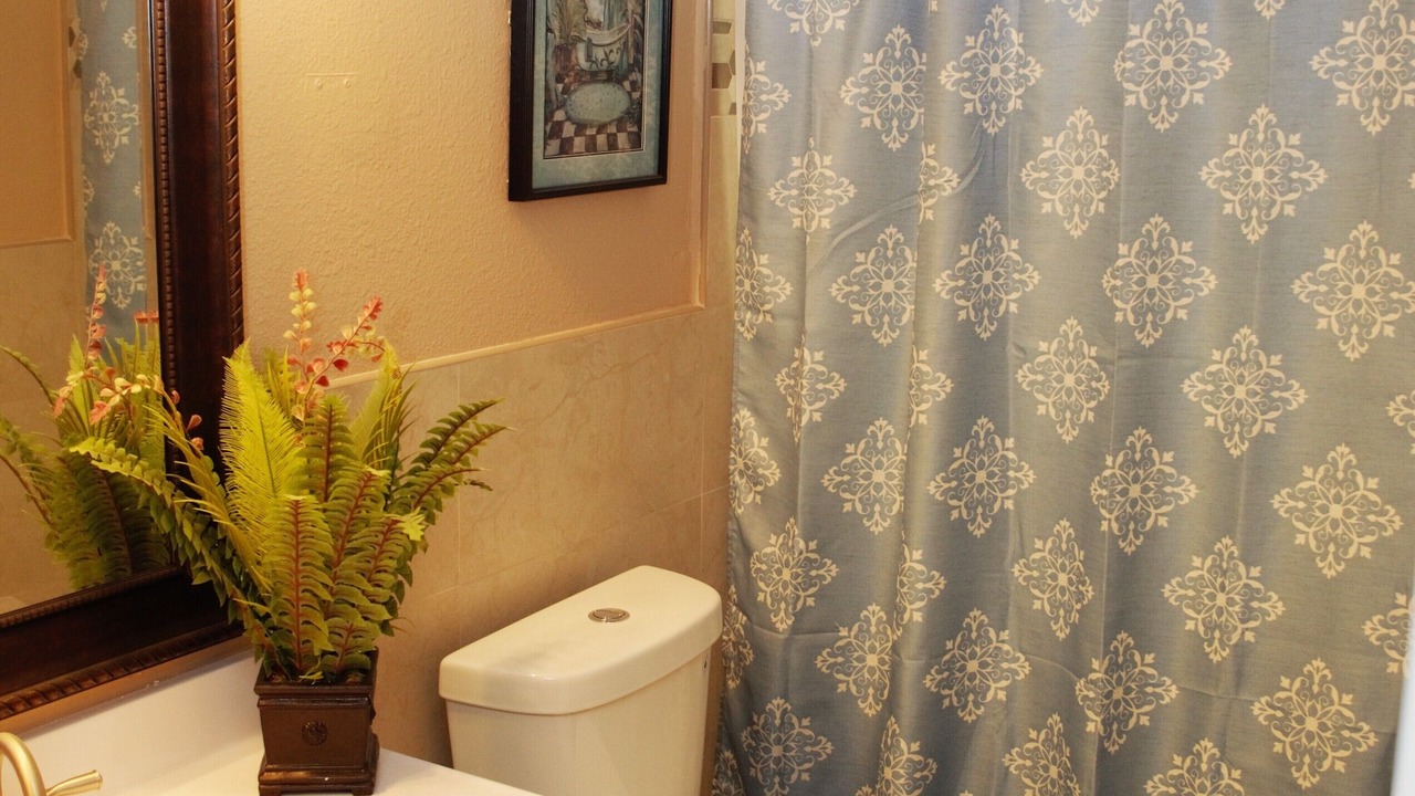 Photo of Bathroom in Creekside