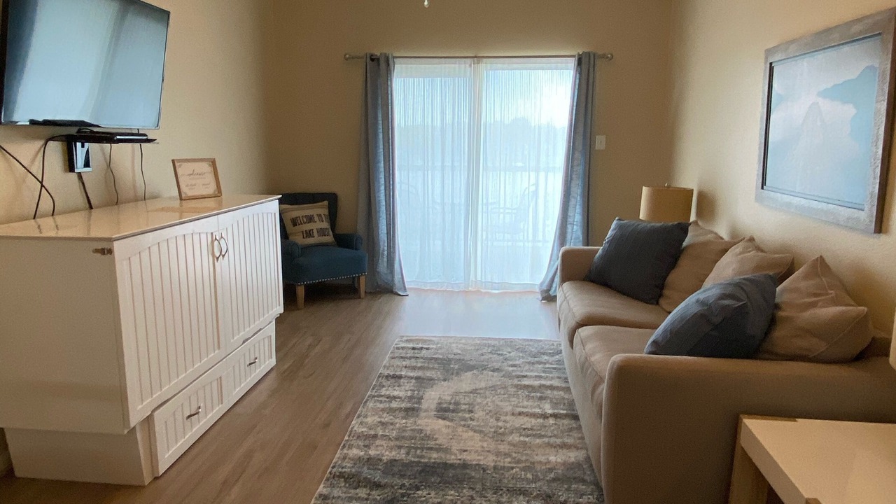 Photo of Livingroom in Walden on Lake Conroe