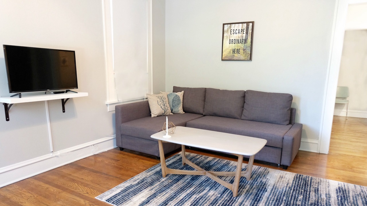 Photo of Livingroom in Lower Greenville