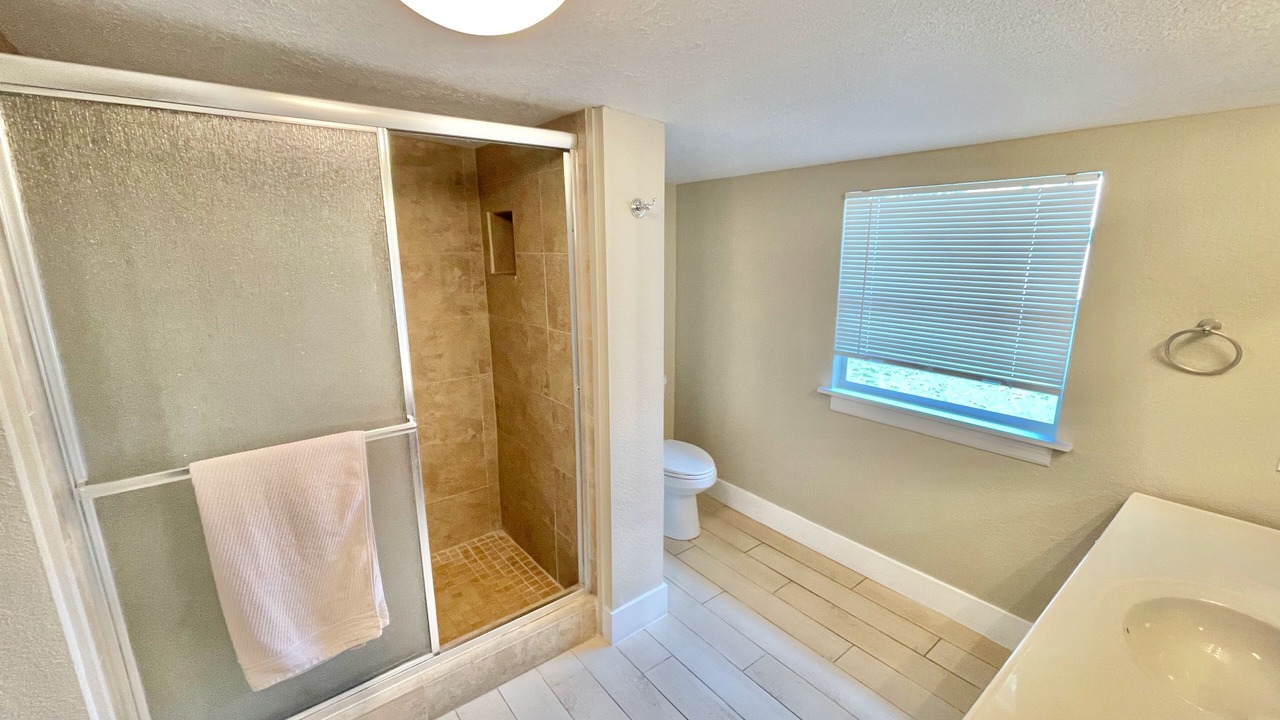 Photo of Bathroom in Orient Park