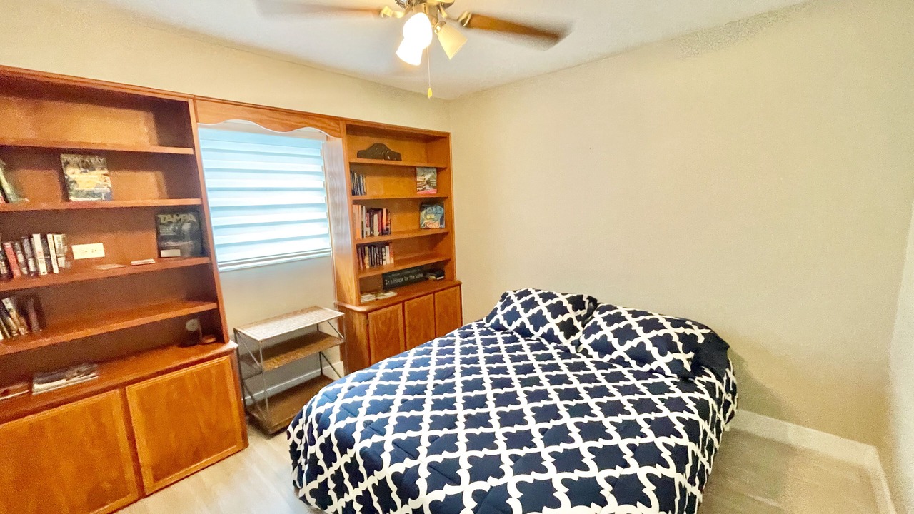 Photo of Bedroom in Orient Park