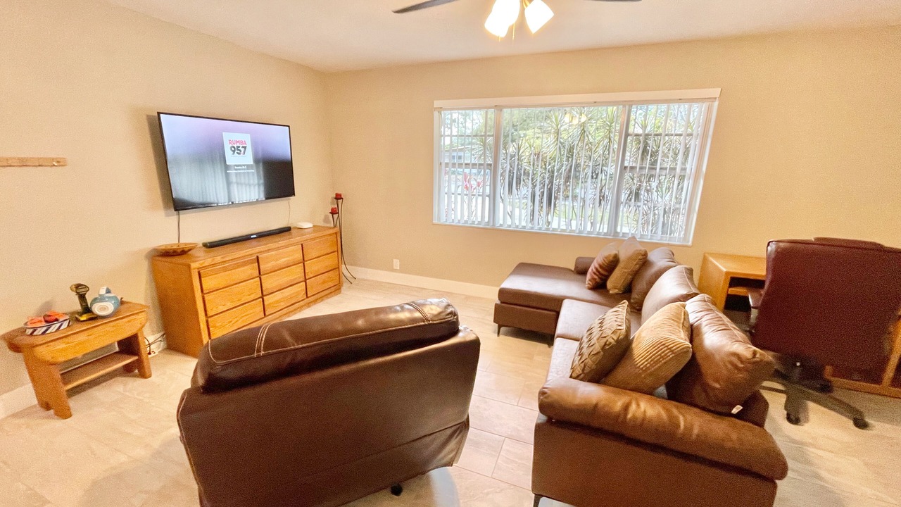 Photo of Livingroom in Orient Park