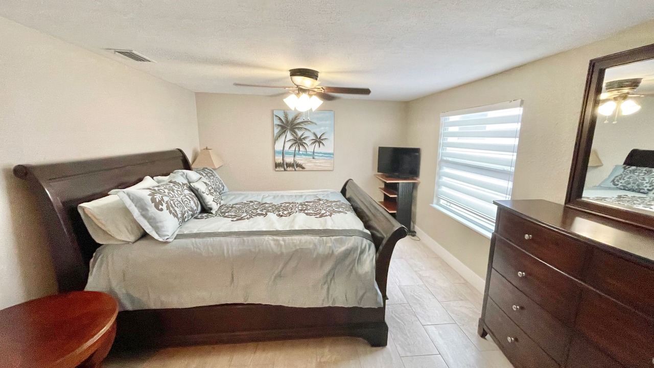 Photo of Bedroom in Orient Park