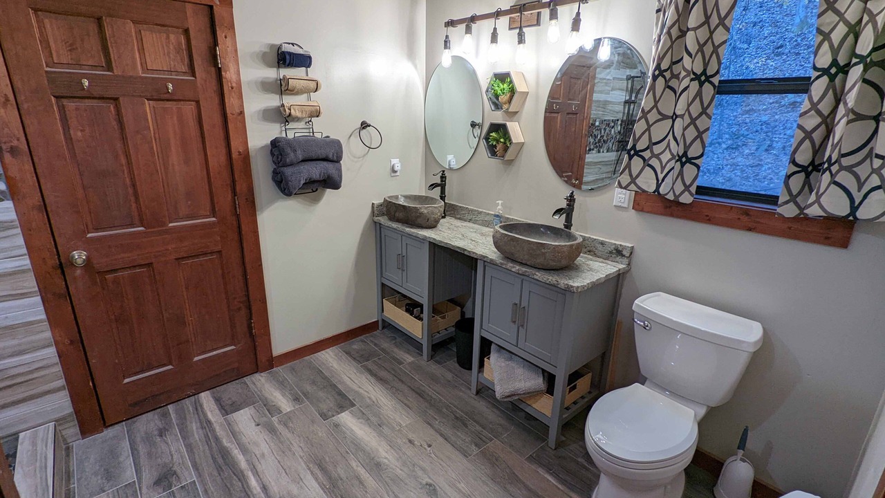 Photo of Bathroom in Ellijay