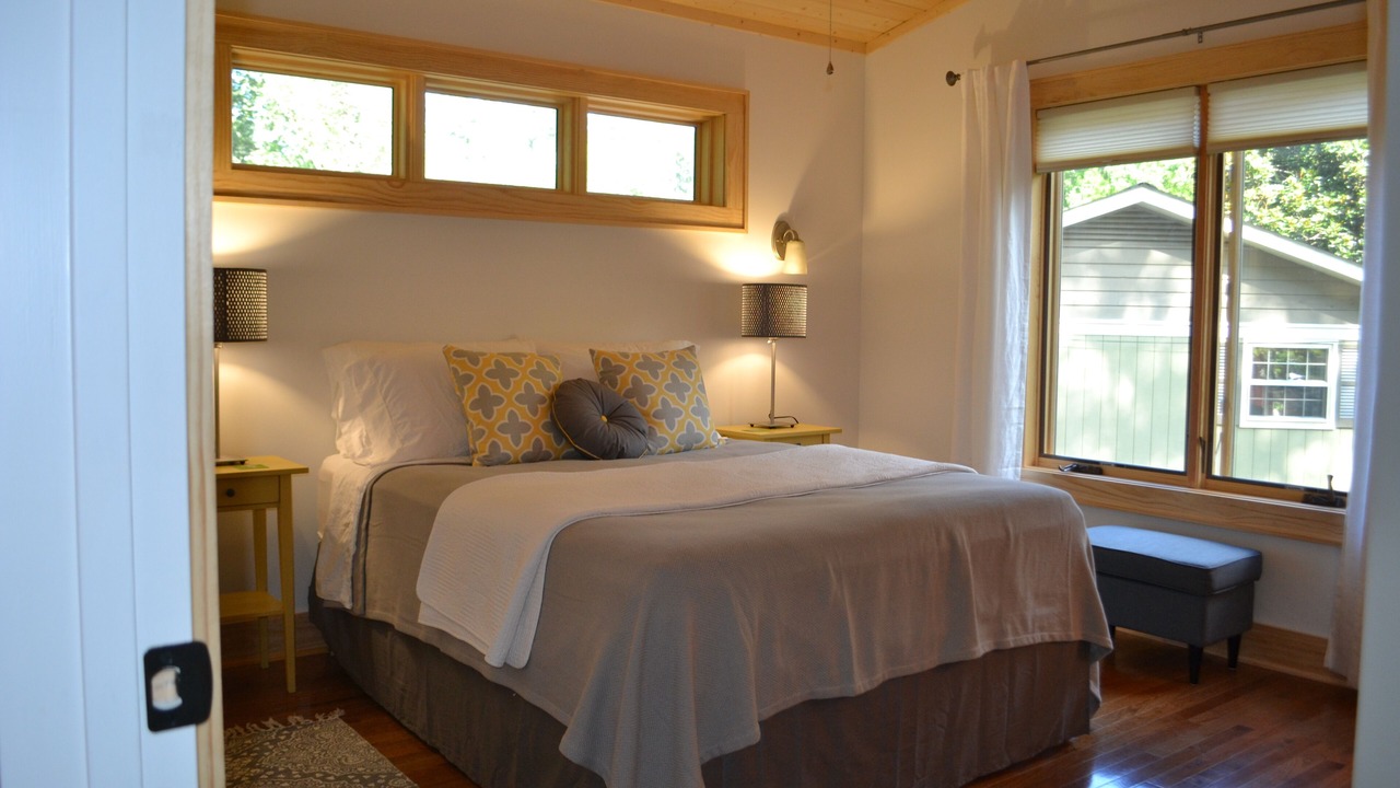 Photo of Bedroom in Historic Montford