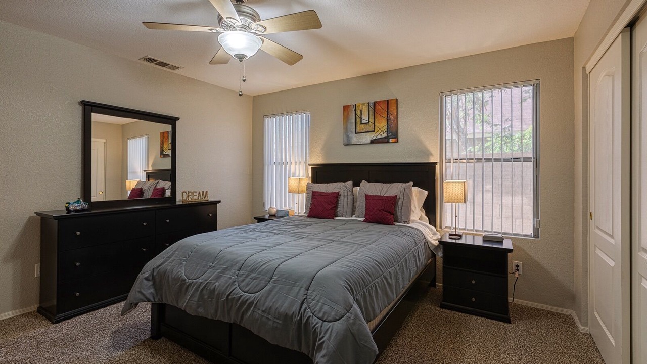 Photo of Bedroom in Glendale