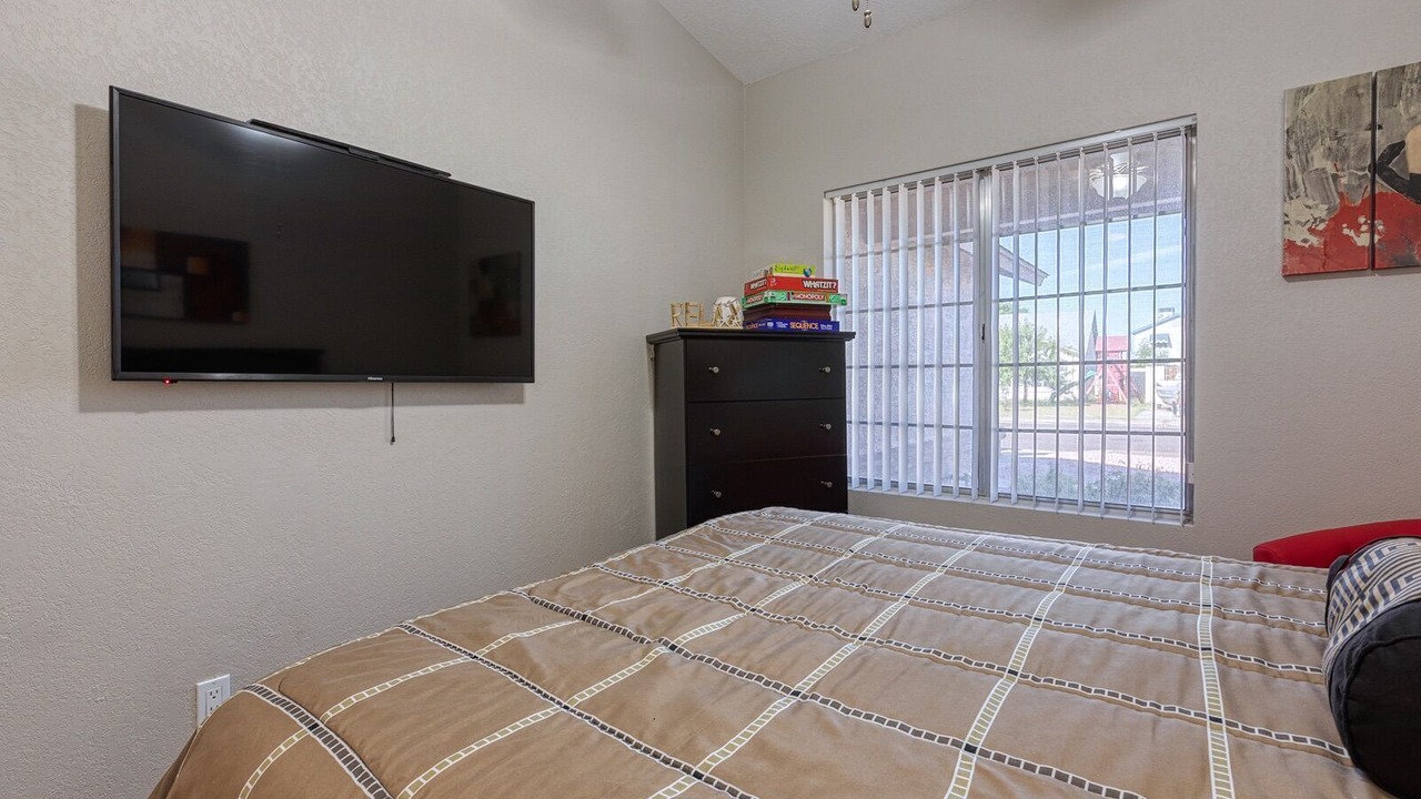 Photo of Bedroom in Glendale