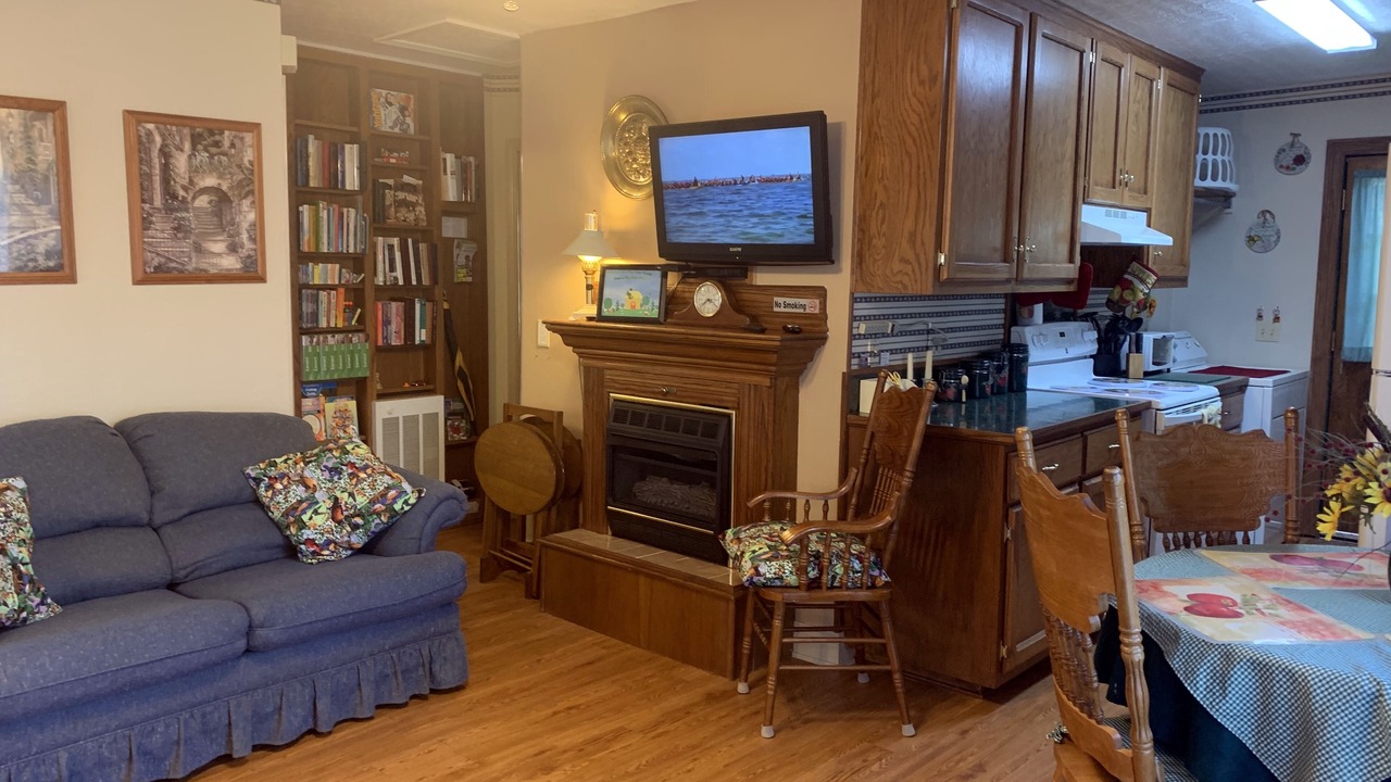 Photo of Livingroom in Rogers