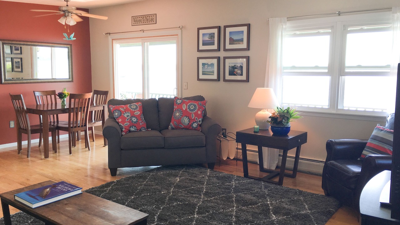 Photo of Livingroom in Canandaigua