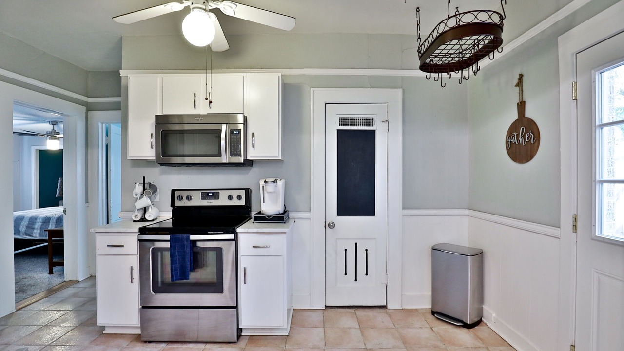 Photo of Kitchen in Sayles Blvd. Area