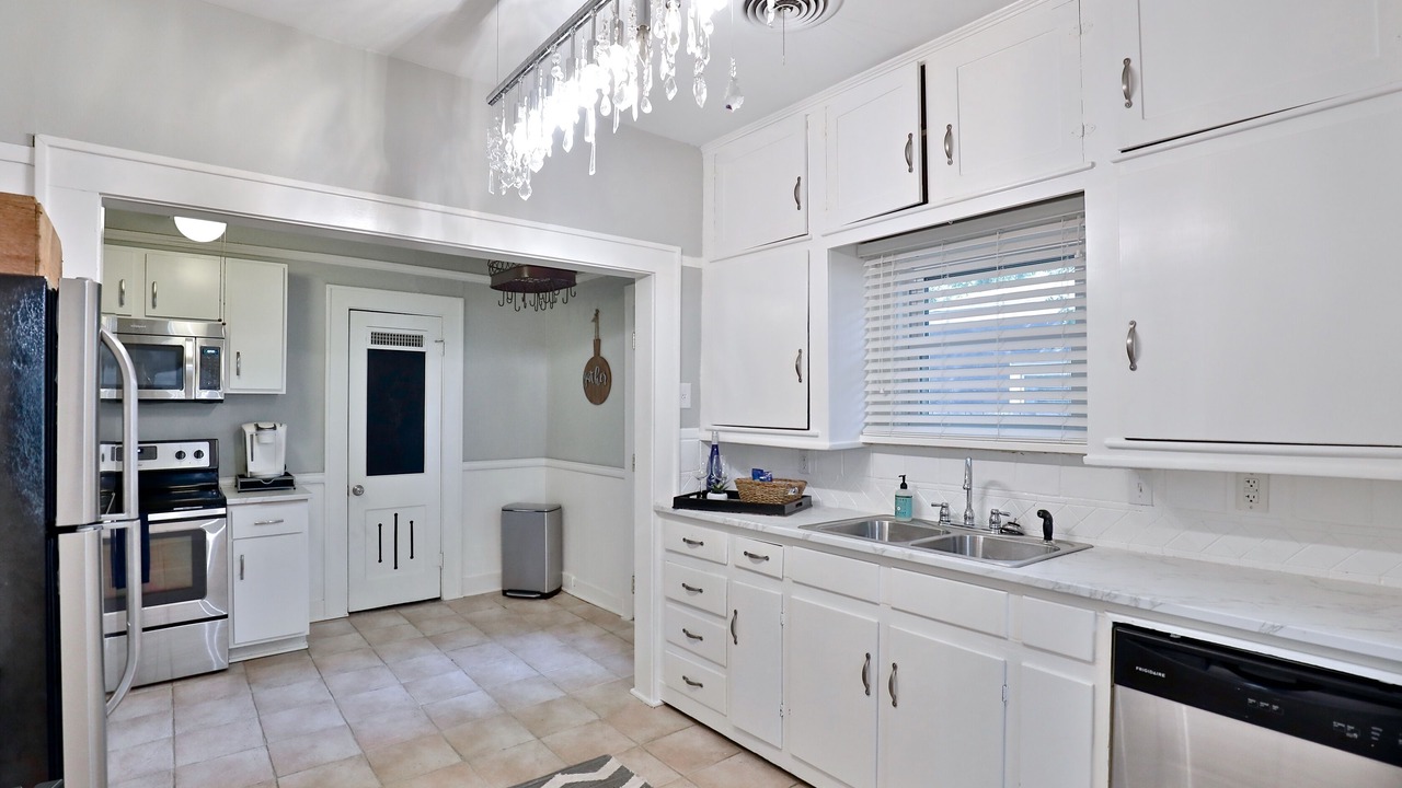 Photo of Kitchen in Sayles Blvd. Area