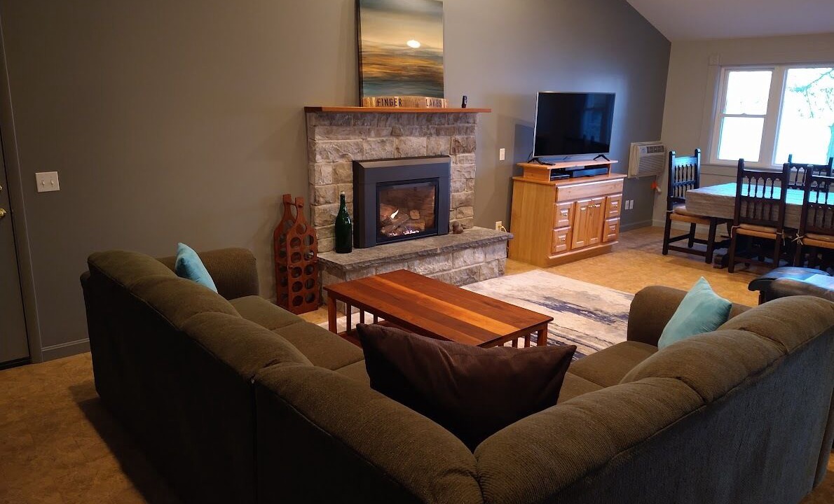 Photo of Livingroom in Town of Torrey