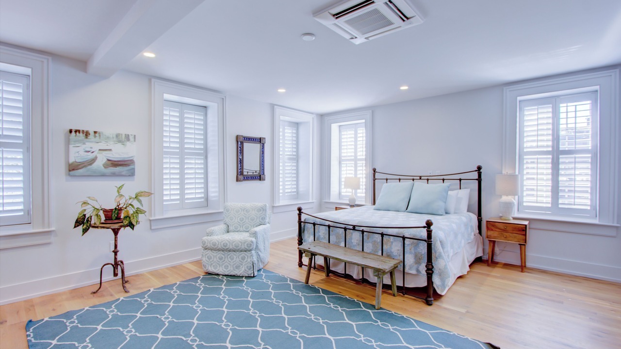 Photo of Bedroom in Charleston Historic District